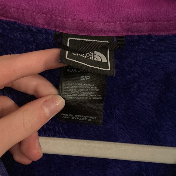 The North Face Women’s Osito Jacket - Picture 8 of 12